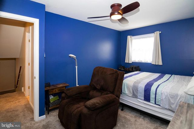 6 S BELL RD, Bellmawr, NJ 08031