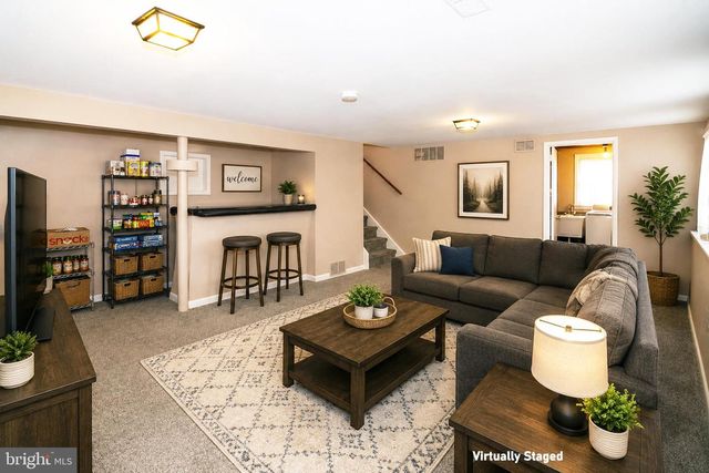 6 S BELL RD, Bellmawr, NJ 08031