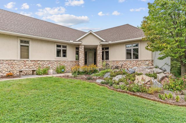 8700 Grace Lane, Greenfield, MN 55357