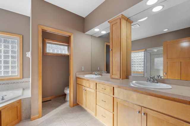 8700 Grace Lane, Greenfield, MN 55357