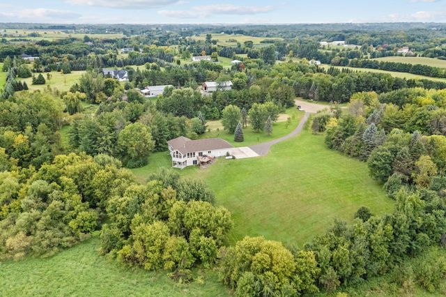 8700 Grace Lane, Greenfield, MN 55357