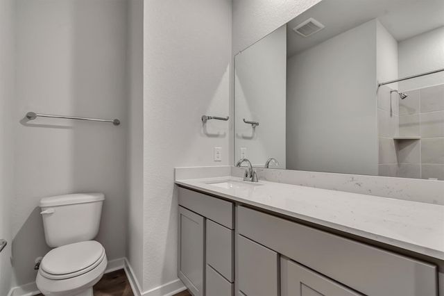 212 Bendecido LOOP, Elgin, TX 78621