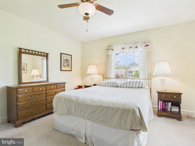 227 N WILLIAMS ST, York, PA 17404