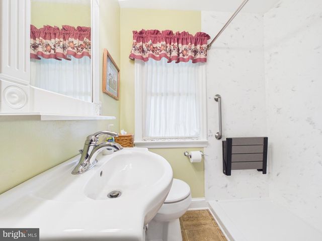 227 N WILLIAMS ST, York, PA 17404