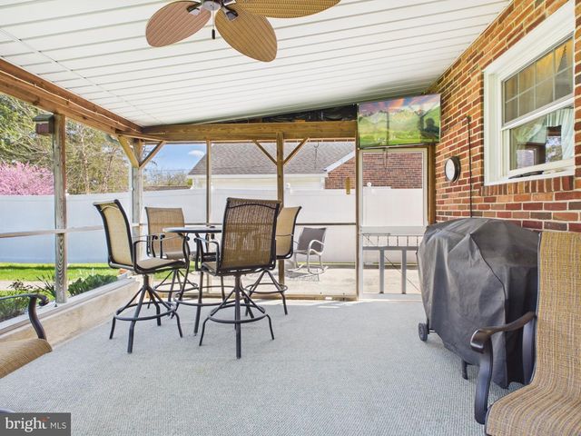 227 N WILLIAMS ST, York, PA 17404