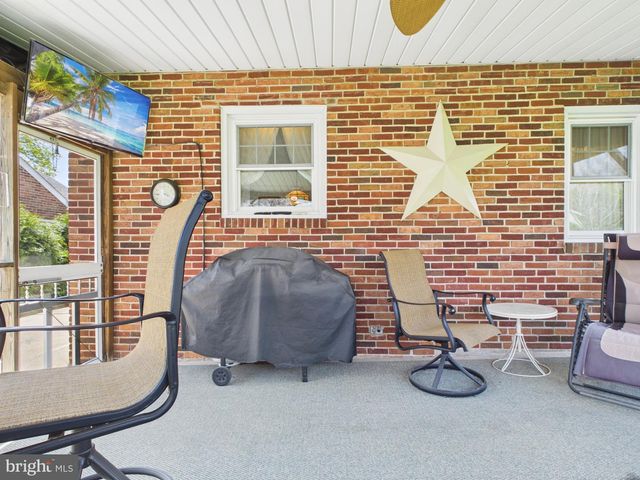 227 N WILLIAMS ST, York, PA 17404