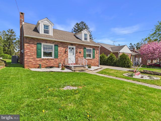 227 N WILLIAMS ST, York, PA 17404