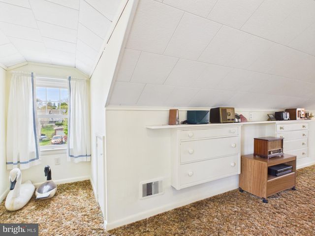 227 N WILLIAMS ST, York, PA 17404