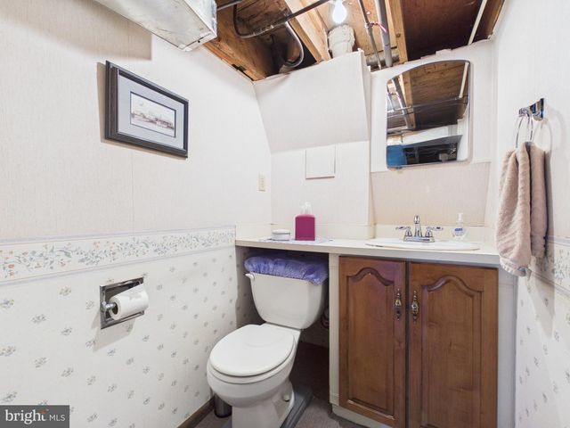 227 N WILLIAMS ST, York, PA 17404