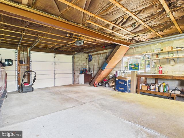 227 N WILLIAMS ST, York, PA 17404