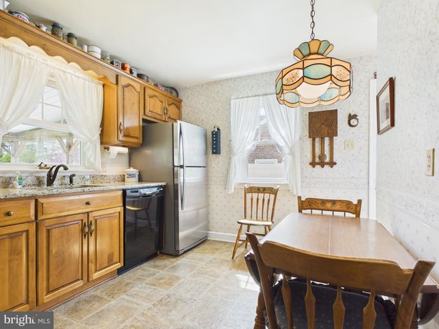227 N WILLIAMS ST, York, PA 17404