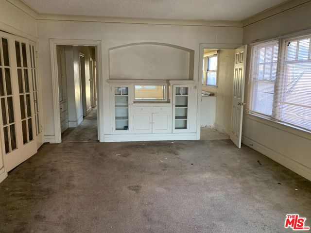 4260 S Figueroa Street, Los Angeles, CA 90037