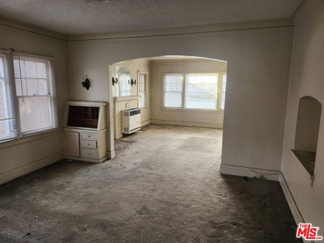 4260 S Figueroa Street, Los Angeles, CA 90037