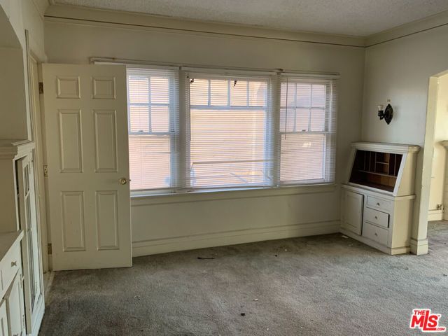 4260 S Figueroa Street, Los Angeles, CA 90037