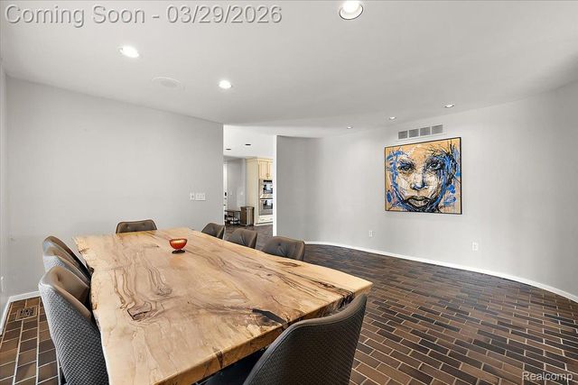 3830 Columbia Drive, Bloomfield Hills, MI 48302