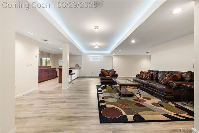 3830 Columbia Drive, Bloomfield Hills, MI 48302