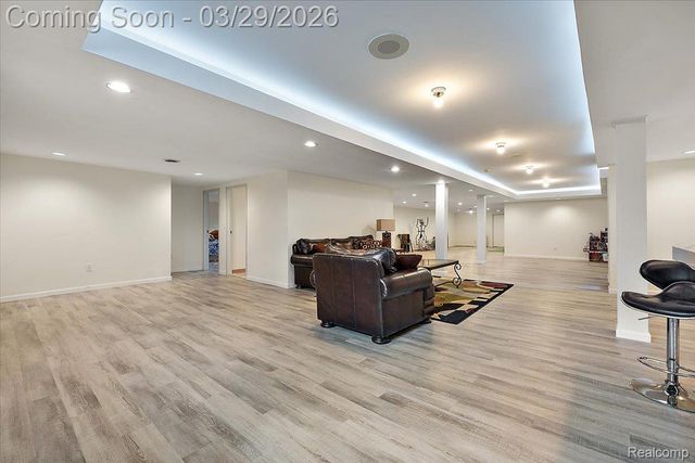 3830 Columbia Drive, Bloomfield Hills, MI 48302