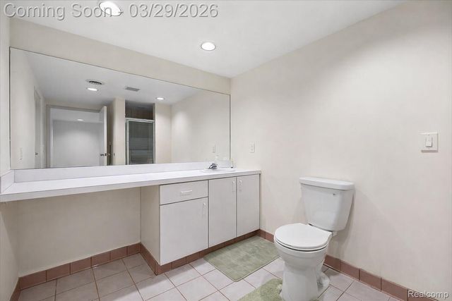 3830 Columbia Drive, Bloomfield Hills, MI 48302