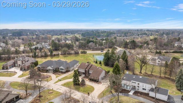 3830 Columbia Drive, Bloomfield Hills, MI 48302