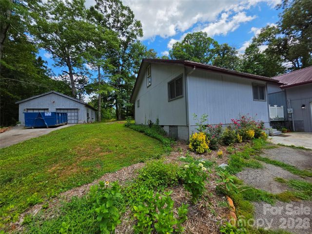 214 Big Bear Boulevard, Old Fort, NC 28762