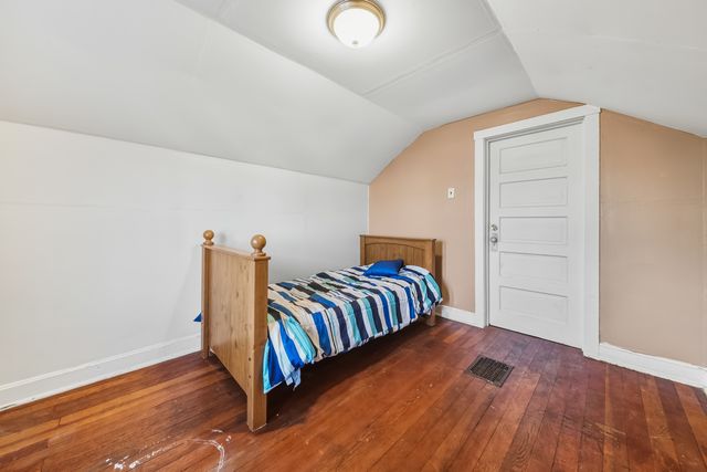 3449 N Lavergne Avenue, Chicago, IL 60641