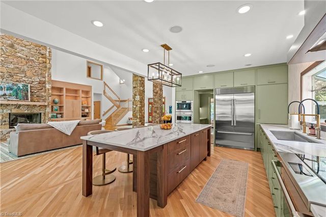 3910 Hazel Lane, Greensboro, NC 27408