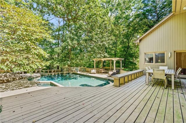 3910 Hazel Lane, Greensboro, NC 27408