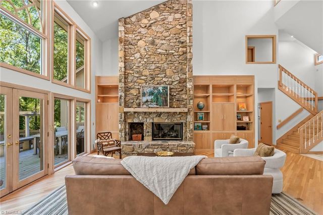 3910 Hazel Lane, Greensboro, NC 27408