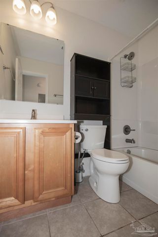 5578 Cyanamid Rd, Milton, FL 32583