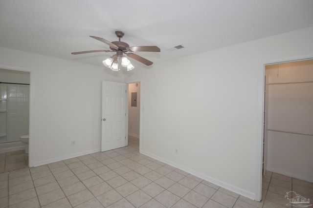 5578 Cyanamid Rd, Milton, FL 32583