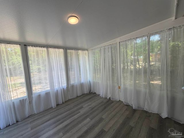 5578 Cyanamid Rd, Milton, FL 32583