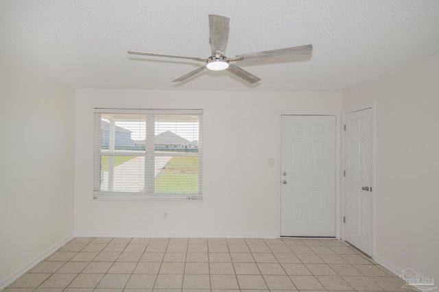 5578 Cyanamid Rd, Milton, FL 32583