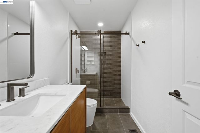 27836 E 16Th St, Hayward, CA 94544