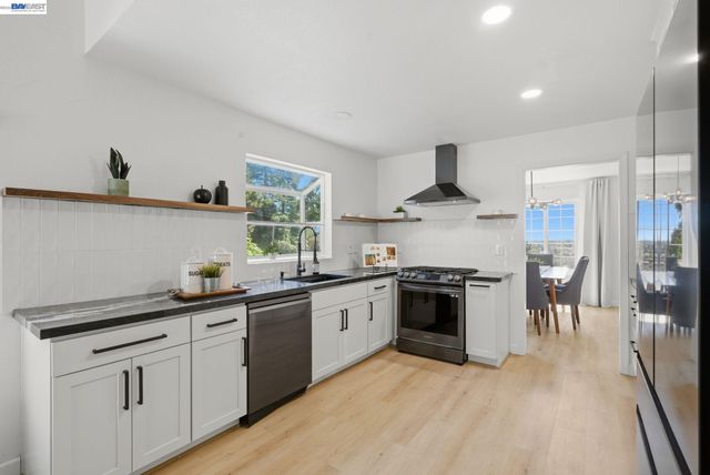 27836 E 16Th St, Hayward, CA 94544