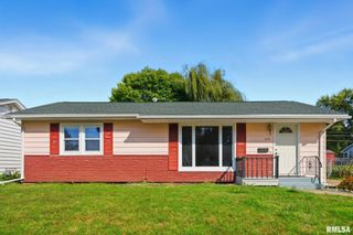 533 34TH Avenue, East Moline, IL 61244