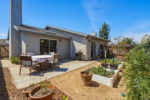 1106 Corral, Escondido, CA 92026