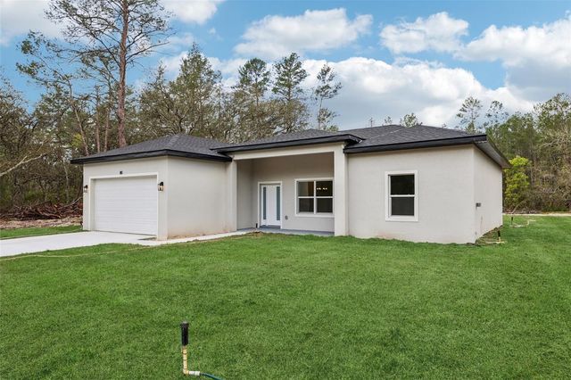 80 MALAUKA PASS COURSE, Ocklawaha, FL 32179