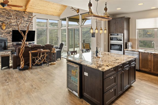 6083 Secret Canyon Road, Ellensburg, WA 98926