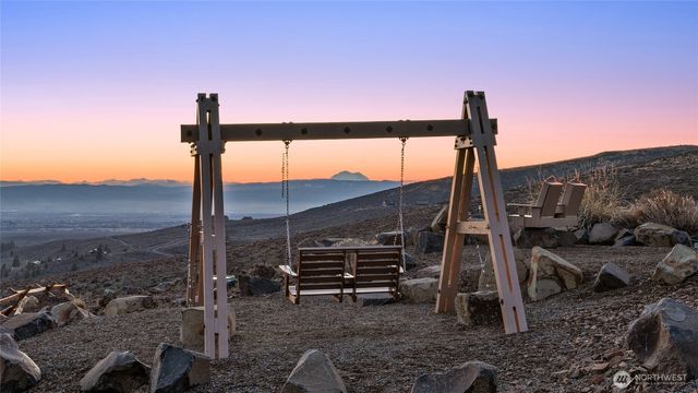 6083 Secret Canyon Road, Ellensburg, WA 98926