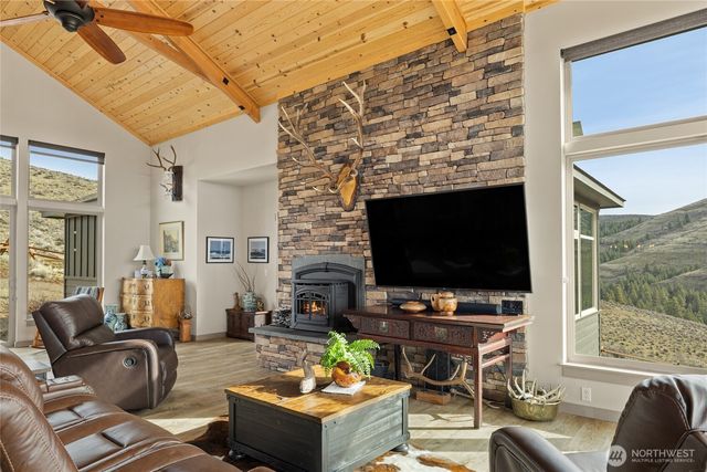 6083 Secret Canyon Road, Ellensburg, WA 98926