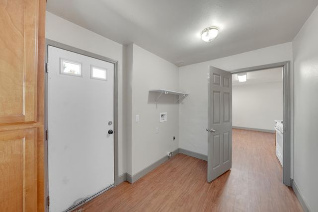 680 E Larry Street, Farmersville, CA 93223