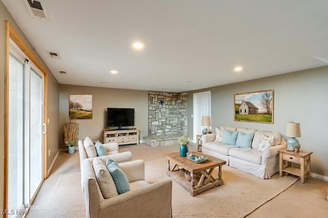 5049 Ridgeport Avenue SE, Minerva, OH 44657