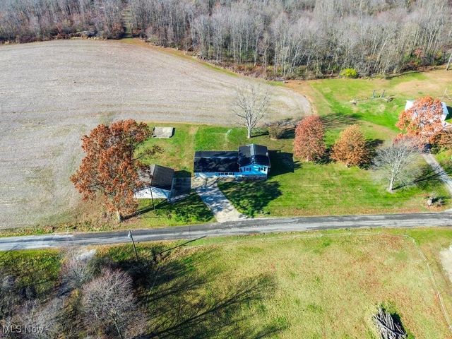 5049 Ridgeport Avenue SE, Minerva, OH 44657