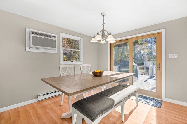10 Garden Brook Rd, Billerica, MA 01821