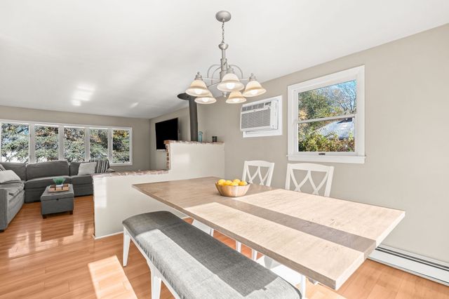 10 Garden Brook Rd, Billerica, MA 01821