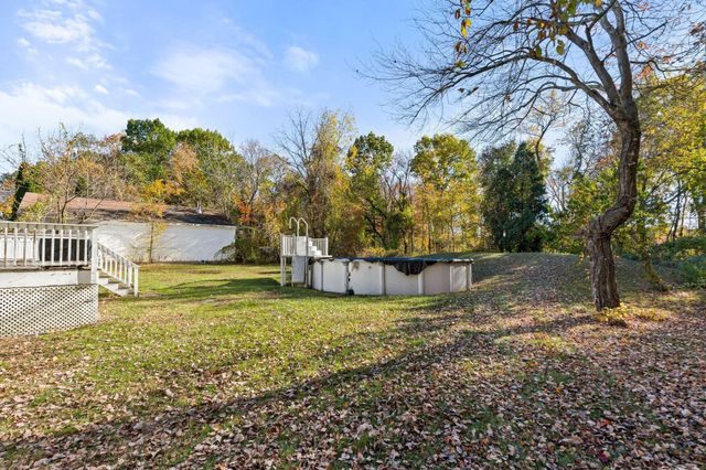 10 Garden Brook Rd, Billerica, MA 01821