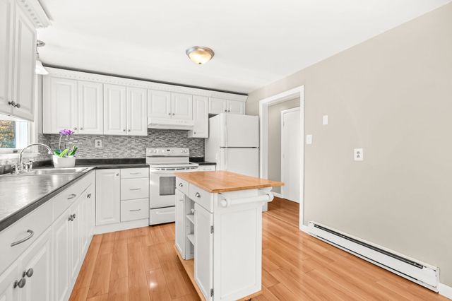 10 Garden Brook Rd, Billerica, MA 01821