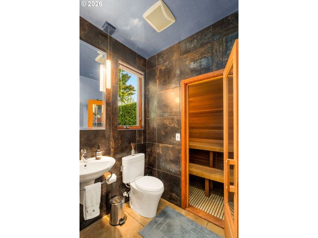 7132 N CONCORD Ave, Portland, OR 97217