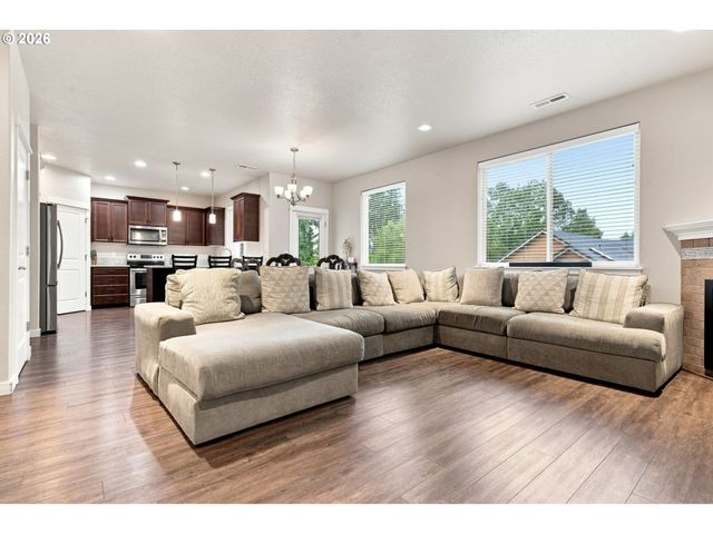 2895 Ne 59TH St, Vancouver, WA 98663