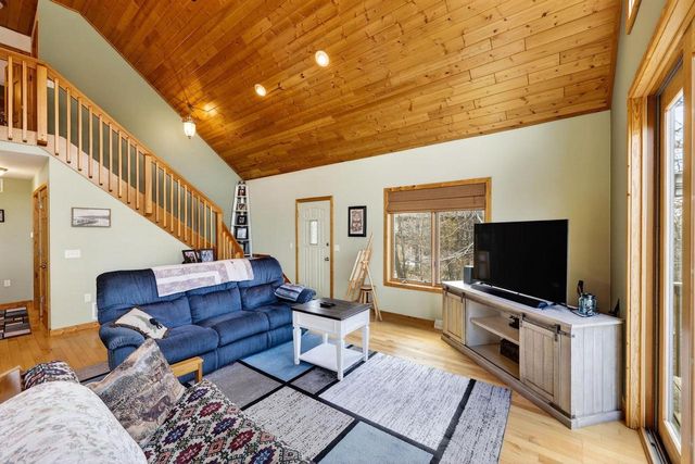 W8510 Lake Point Court, Oxford, WI 53952